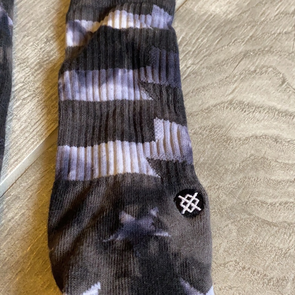 Zumiez Grey and white Stars and Stripes crew socks - Picture 3 of 4